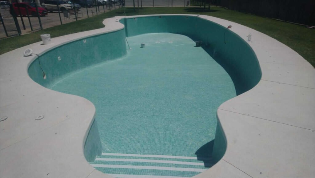 piscina realizada en chiclana españa